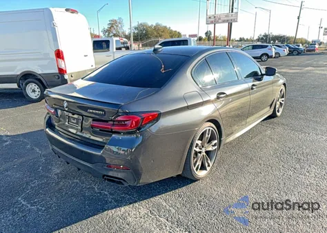 2021 BMW M550Xi z USA, uszkodzony, nr VIN WBA13BK00MCG26690